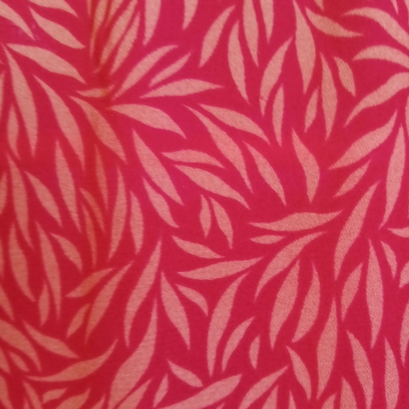 Shirt - Picture 3 of 4